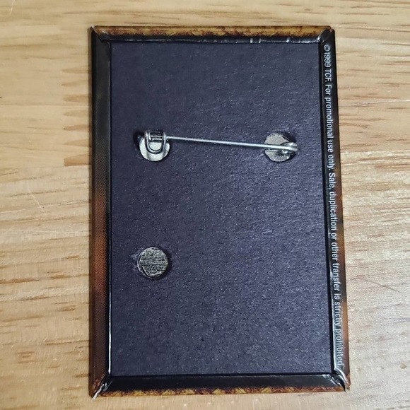 Vintage 1999 Anna And The King Movie Promo pin - Picture 2 of 5